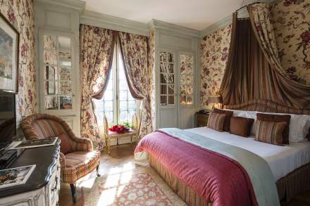chambre classique, luxe, baroque, aix en provence
